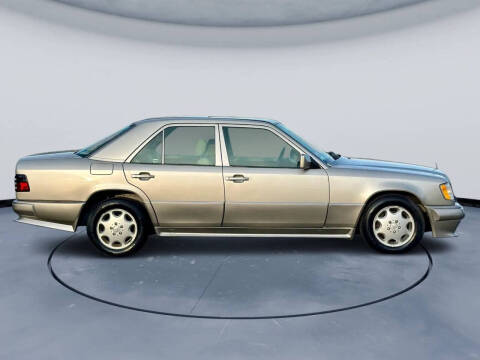 1994 Mercedes-Benz E-Class E 320