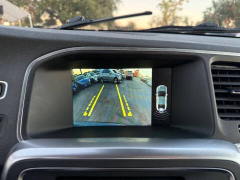 2017 Volvo S60 T5 Inscription Platinum