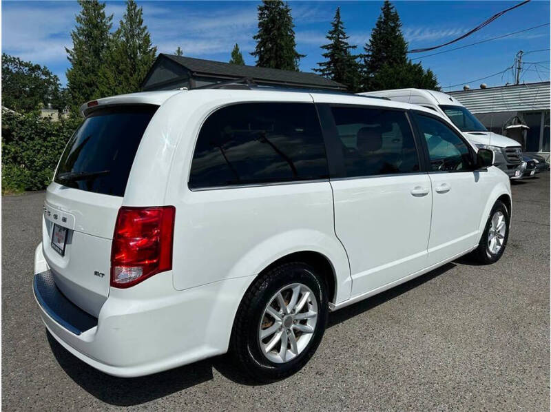 2020 Dodge Grand Caravan SXT