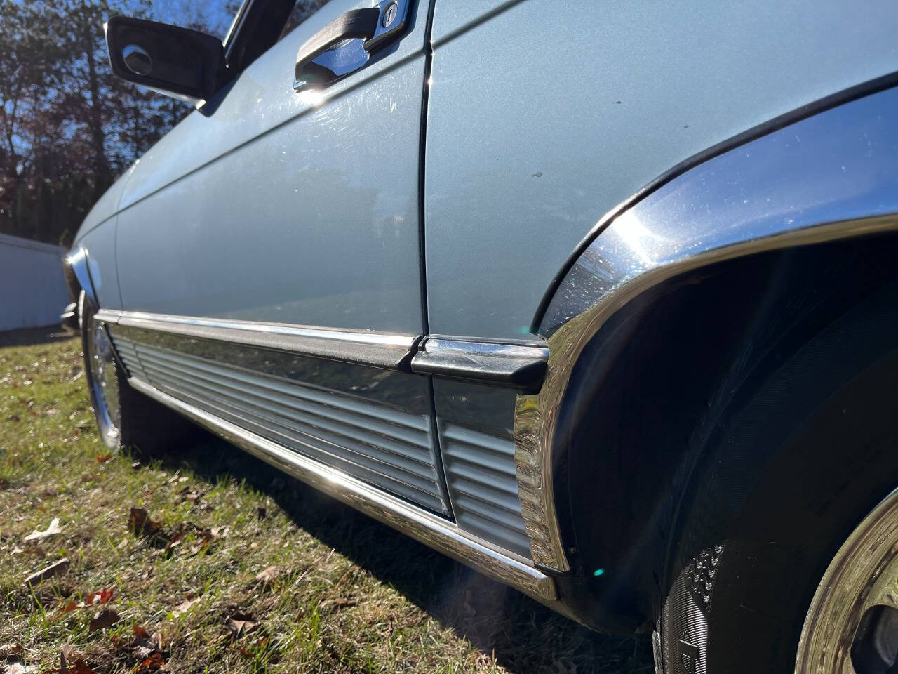 1986 Mercedes-Benz 560-Class 89