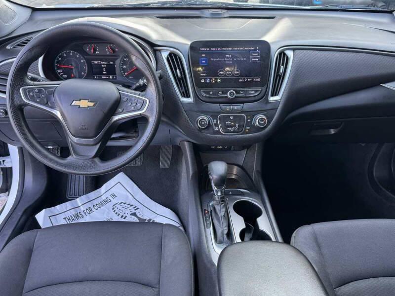 2022 Chevrolet Malibu LS