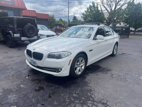 2011 BMW 5 Series 528i