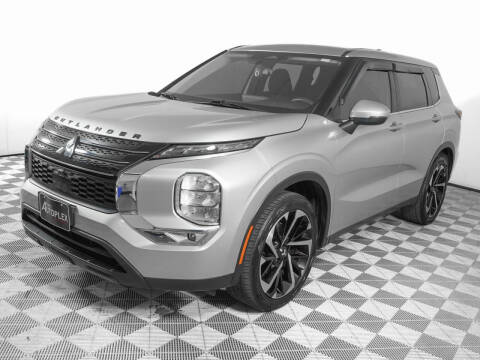 2022 Mitsubishi Outlander ES