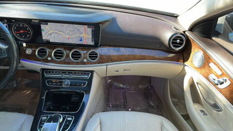 2017 Mercedes-Benz E-Class E 300 4MATIC