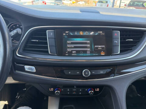 2018 Buick Enclave Essence