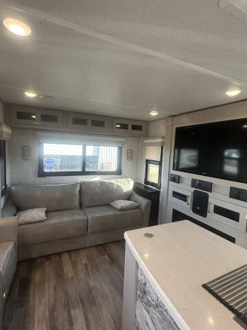 2021 Forest River River Ranch CMF390RL