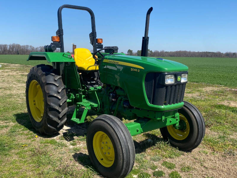 2012 John Deere 5045D