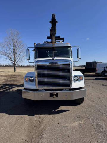 2017 Freightliner 122SD