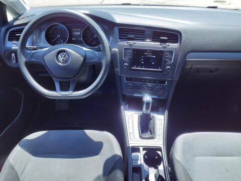 2016 Volkswagen e-Golf SE