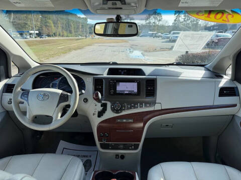 2013 Toyota Sienna