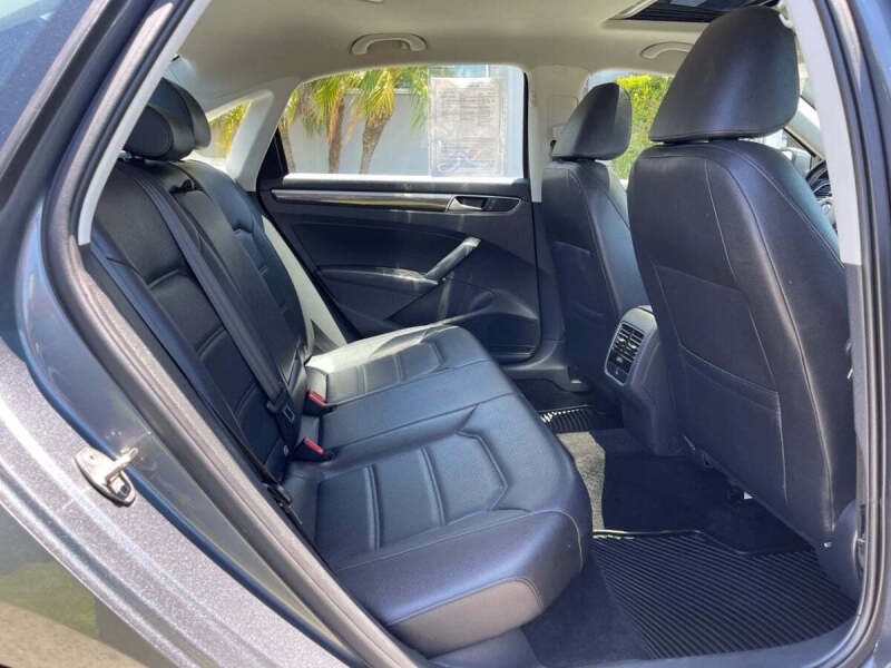 2016 Volkswagen Passat