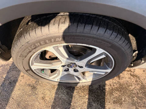 2015 Volvo XC70 T6 Platinum