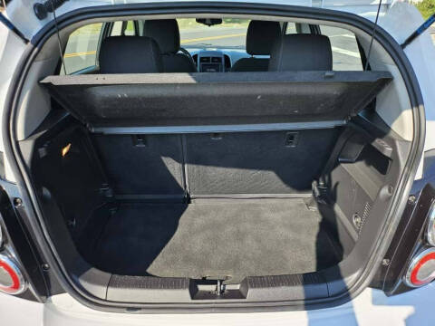 2016 Chevrolet Sonic LT Auto