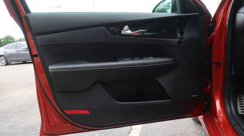 2021 Kia Forte GT Line