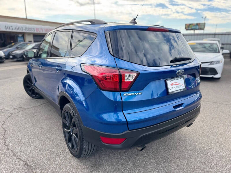2019 Ford Escape SE