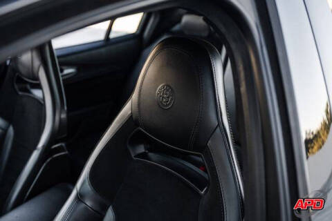 2019 Alfa Romeo Giulia Quadrifoglio