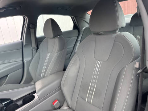 2023 Hyundai Elantra