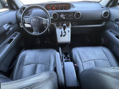 2010 Scion xB