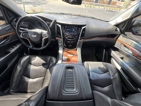 2020 Cadillac Escalade ESV Luxury