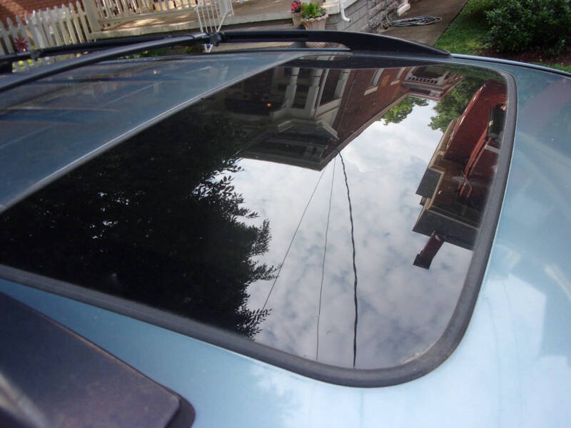 Image 5 of 2010 Toyota RAV4 Limited