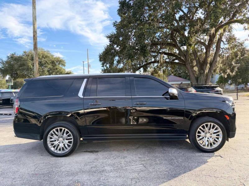 2023 Chevrolet Suburban Premier