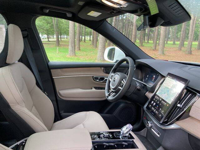 2025 Volvo XC90 T8 Plus Bright Theme 7P