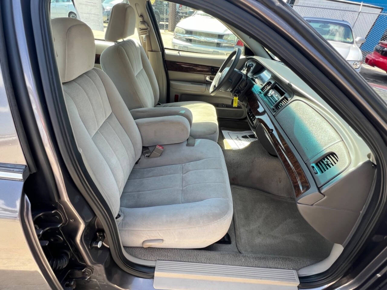 2007 Mercury Grand Marquis for sale at Mainland Auto Sales Inc in Daytona Beach, FL