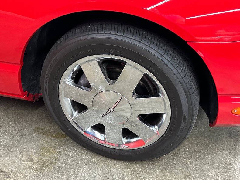 2003 Ford Thunderbird