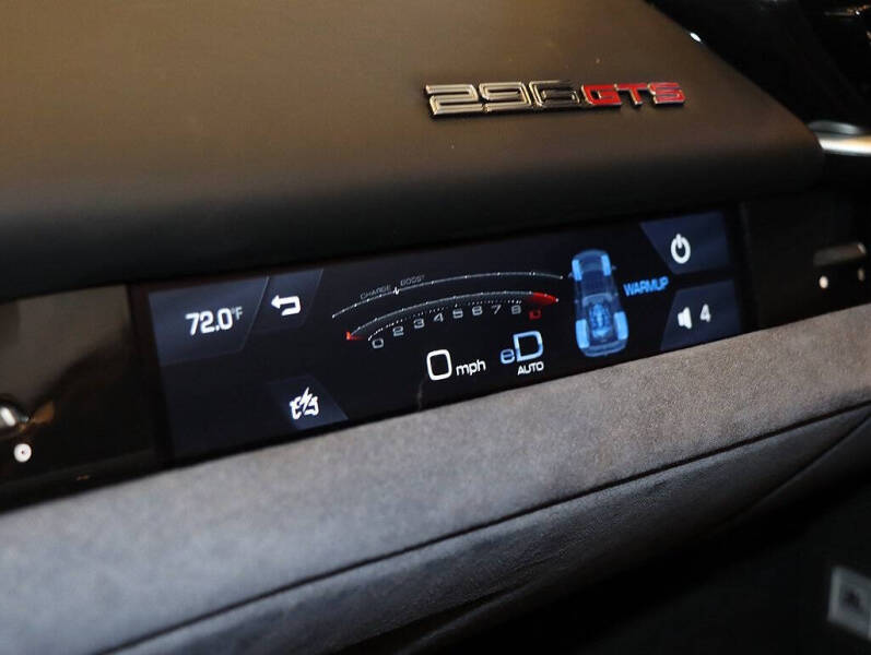 2025 Ferrari 296 GTS