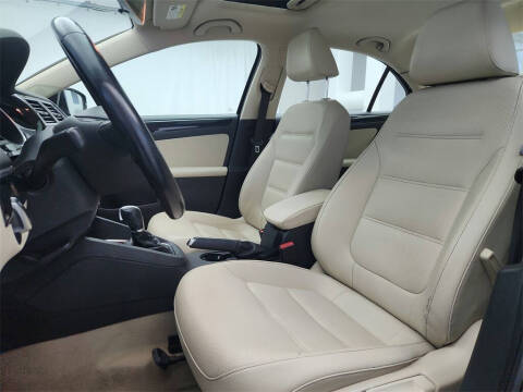 2016 Volkswagen Jetta 1.8T SEL