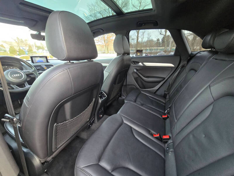 2017 Audi Q3 2.0T quattro Premium Plus