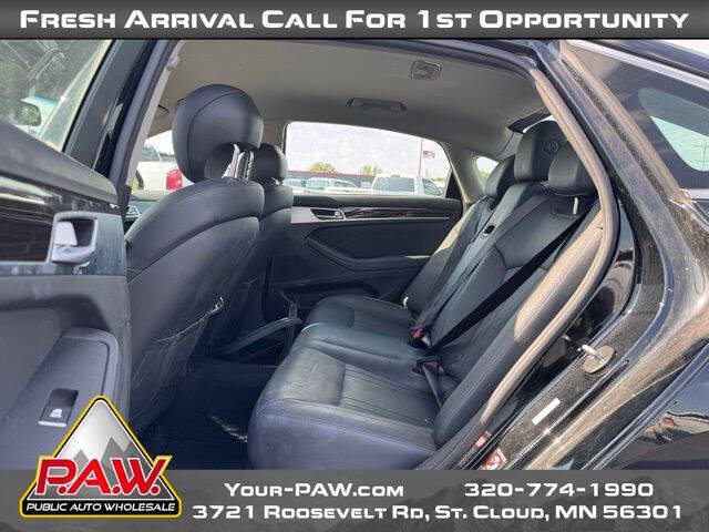 2015 Hyundai Genesis