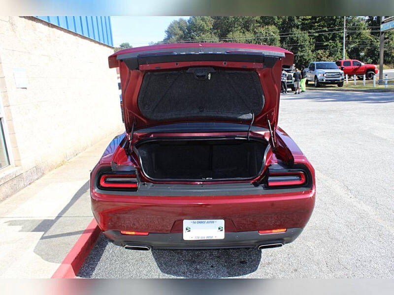 2021 Dodge Challenger SXT