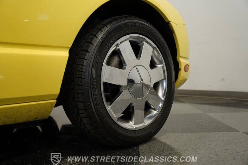 2002 Ford Thunderbird Deluxe
