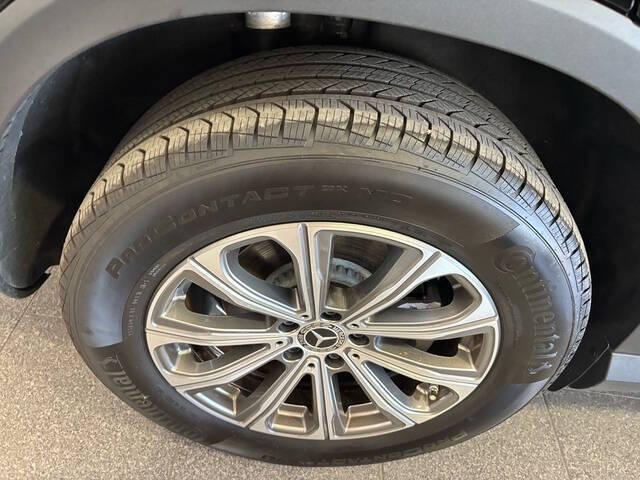 2024 Mercedes-Benz GLC 16