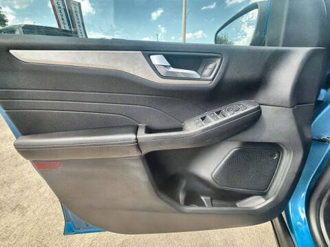 2021 Ford Escape SE