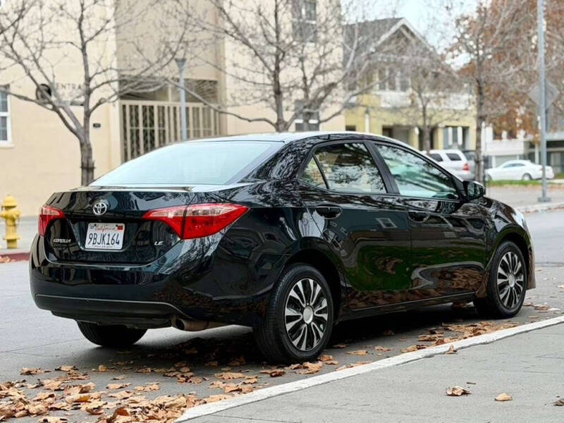 2019 Toyota Corolla LE