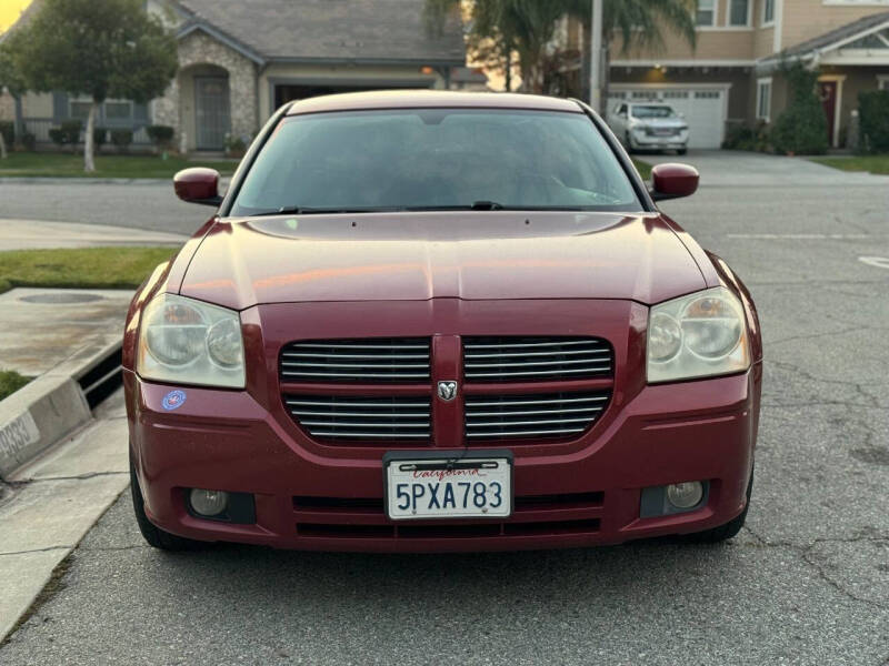 2005 Dodge Magnum R/T photo 15