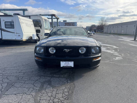 2006 Ford Mustang GT Deluxe