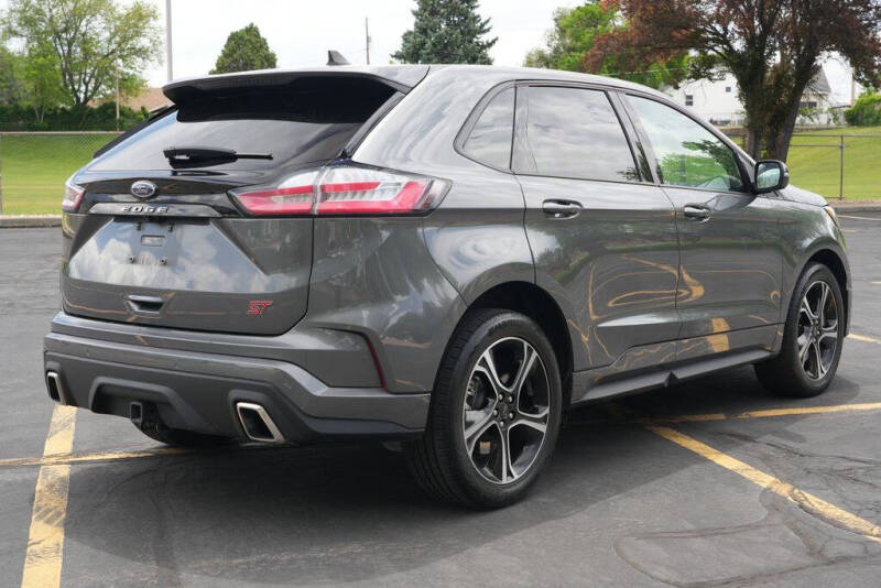 2022 Ford Edge ST