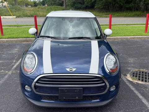 2017 MINI Hardtop 4 Door Cooper