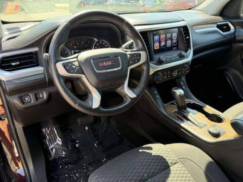 2017 GMC Acadia SLE-2