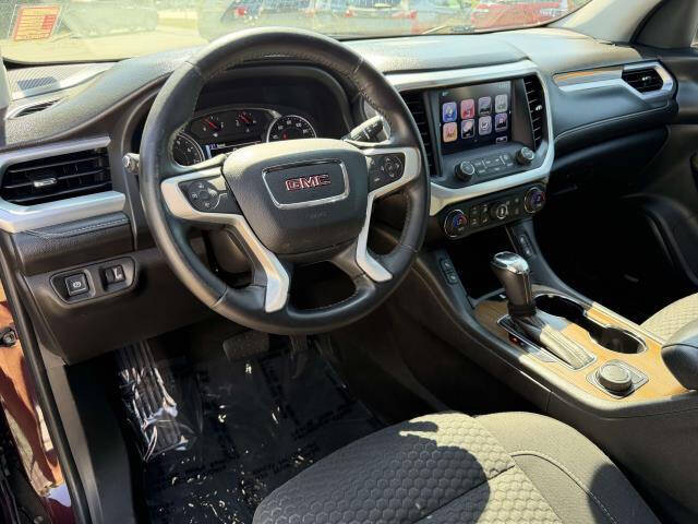 2017 GMC Acadia SLE-2