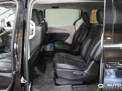 2022 Chrysler Pacifica Hybrid Touring L