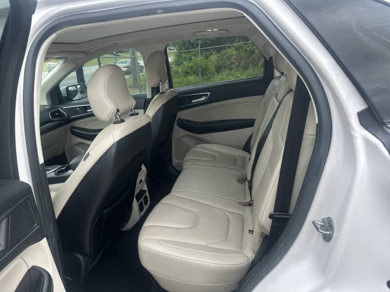 2017 Ford Edge Titanium