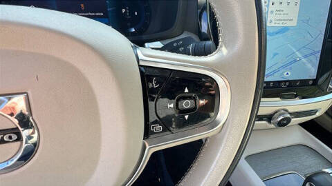 2024 Volvo S60 B5 Plus Dark Theme