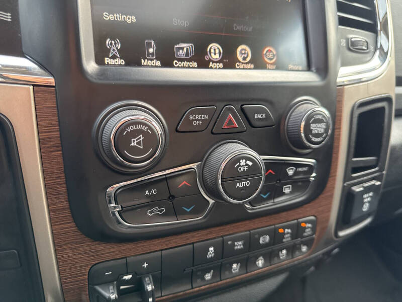 2017 RAM 3500 Laramie