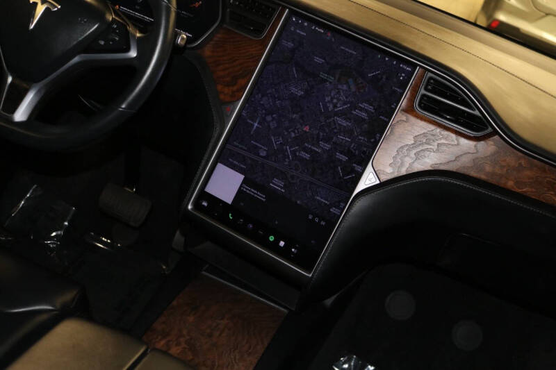 2020 Tesla Model X Long Range