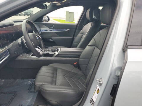 2024 BMW 7 Series 740i xDrive
