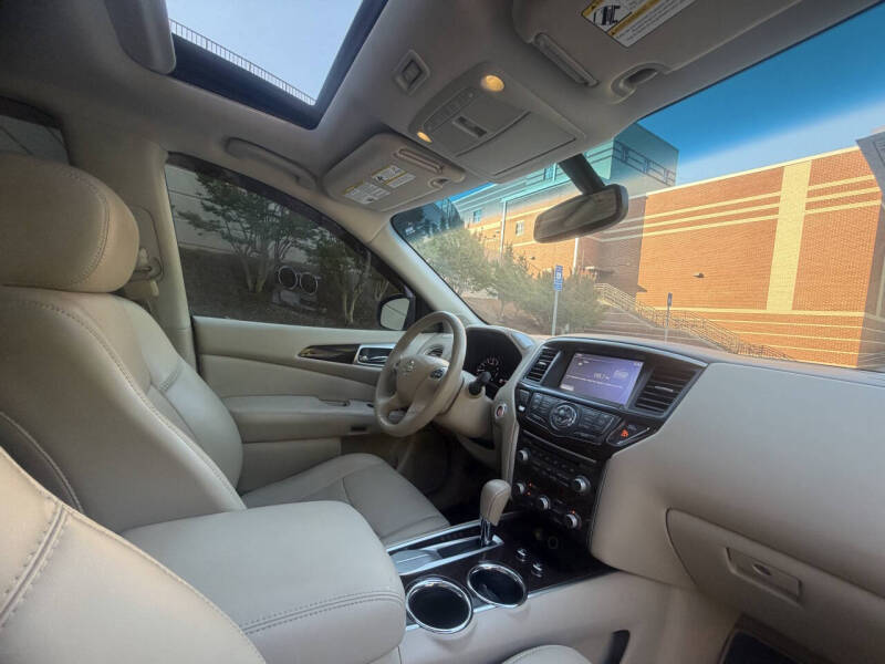 2014 Nissan Pathfinder Platinum